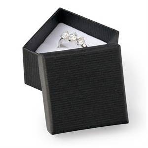 Dárková krabička na prsten - černá