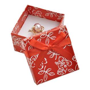 Dárková krabička na prsten s kytičkami, červená