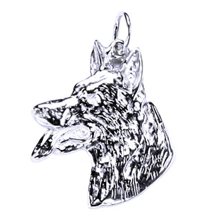 Stříbrný přívěšek pes vlčák