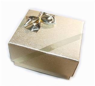 Dárková krabička na prsten - zlatá