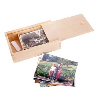 Dřevěná krabička na fotografie s posuvným víčkem