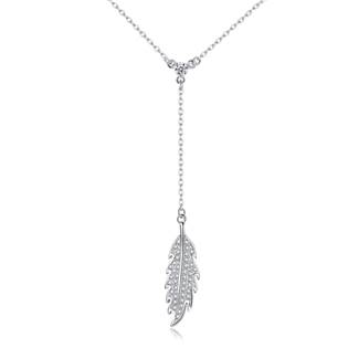 Stříbrný náhrdelník s peříčkem