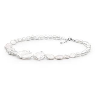 Stříbrný náhrdelník s plochými nepravidelnými perlami